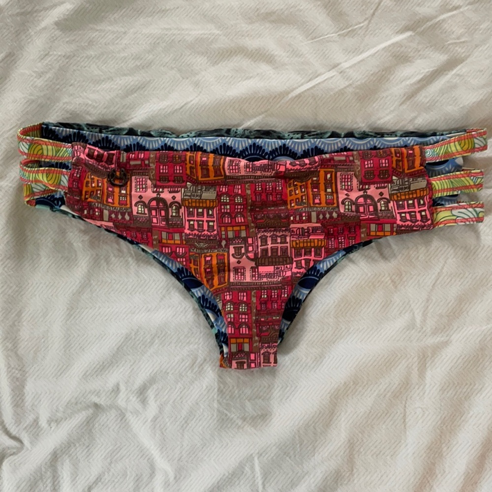 Maaji medium reversible bikini bottoms
